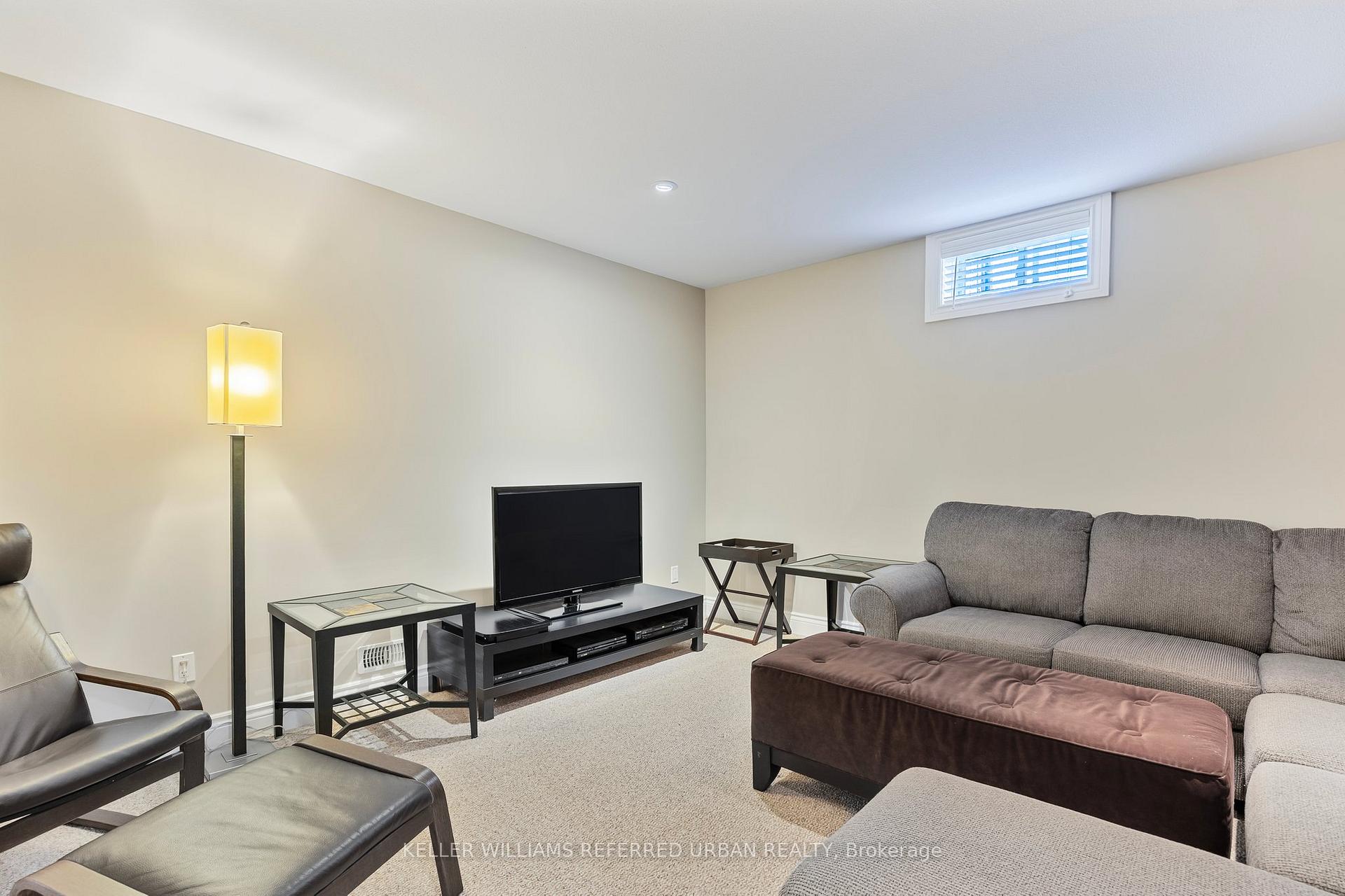 Photo 7 of 295 Cox Mill Road, Barrie, Bayshore — HOMEH