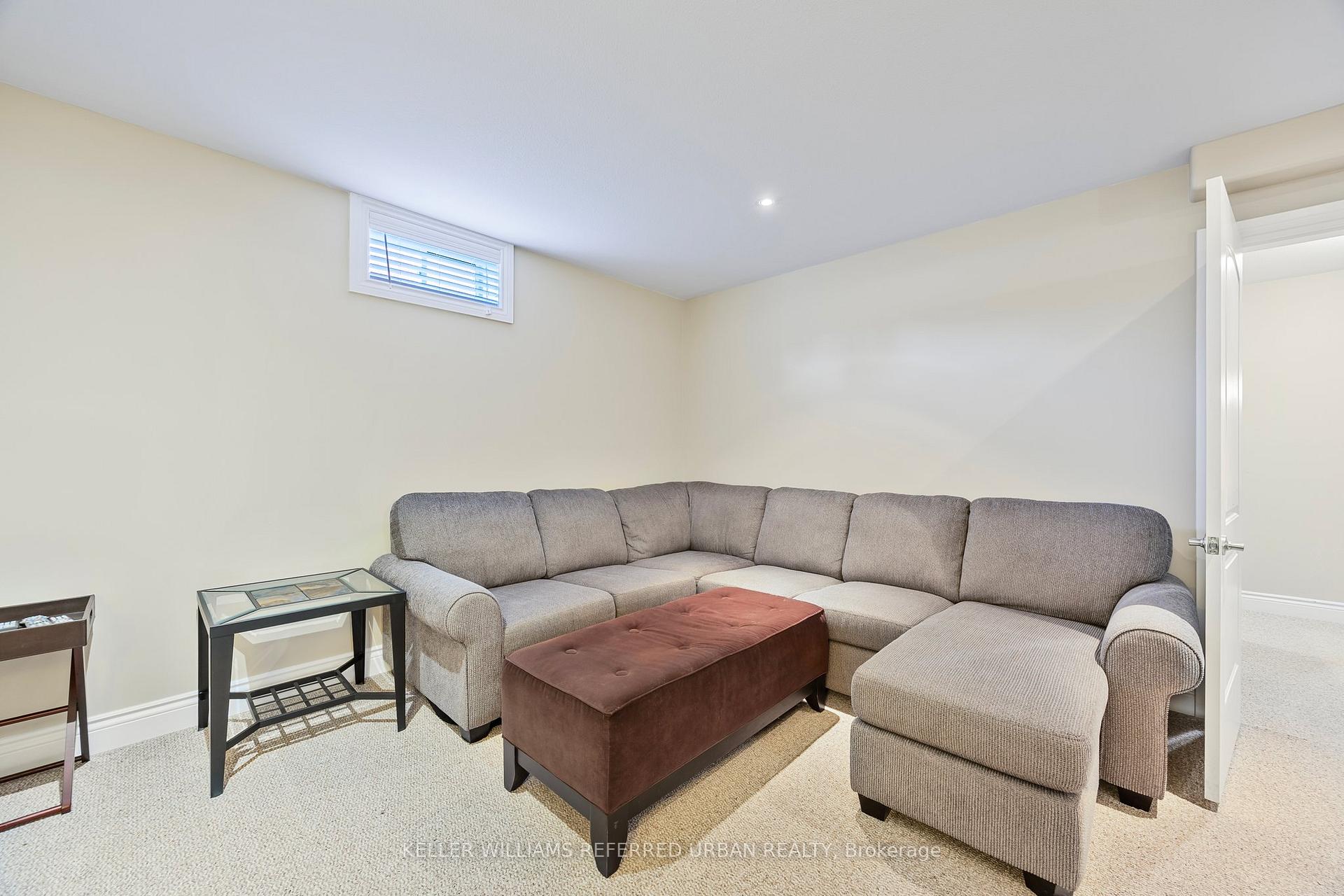 Photo 8 of 295 Cox Mill Road, Barrie, Bayshore — HOMEH