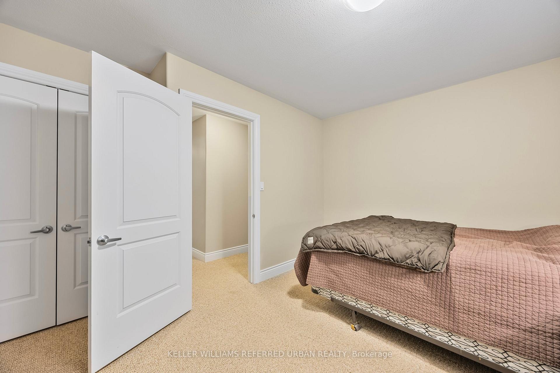 Photo 16 of 295 Cox Mill Road, Barrie, Bayshore — HOMEH