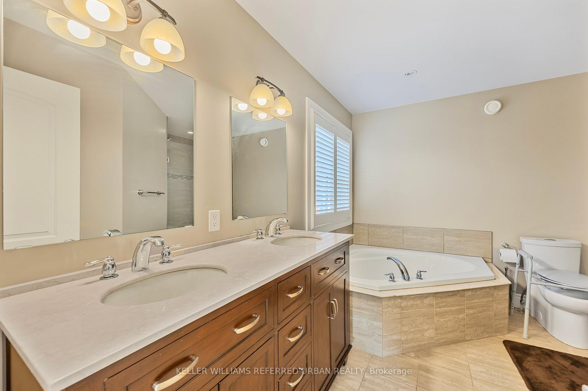 Photo 36 of 295 Cox Mill Road, Barrie, Bayshore — HOMEH