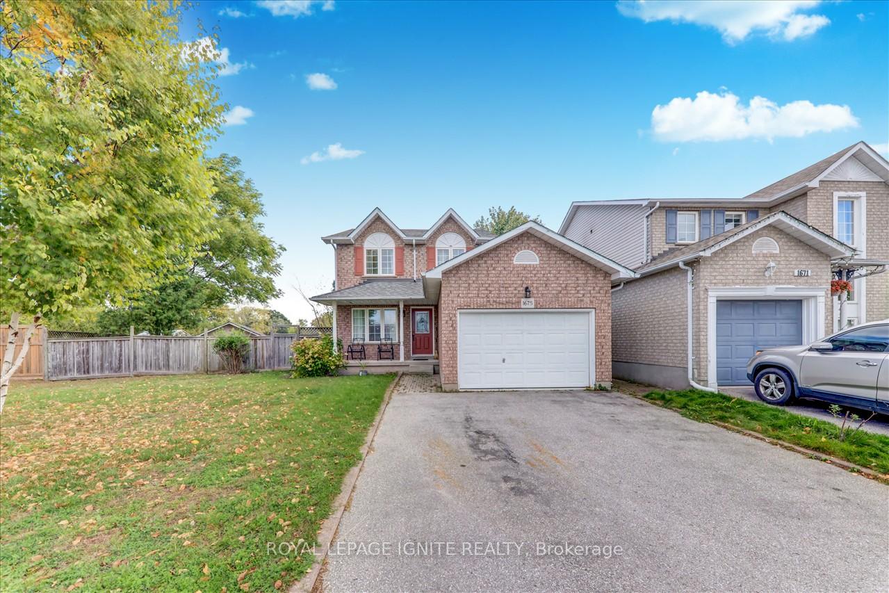 Photo 2 of 1675 Canadore Crescent, Oshawa, Samac — HOMEH
