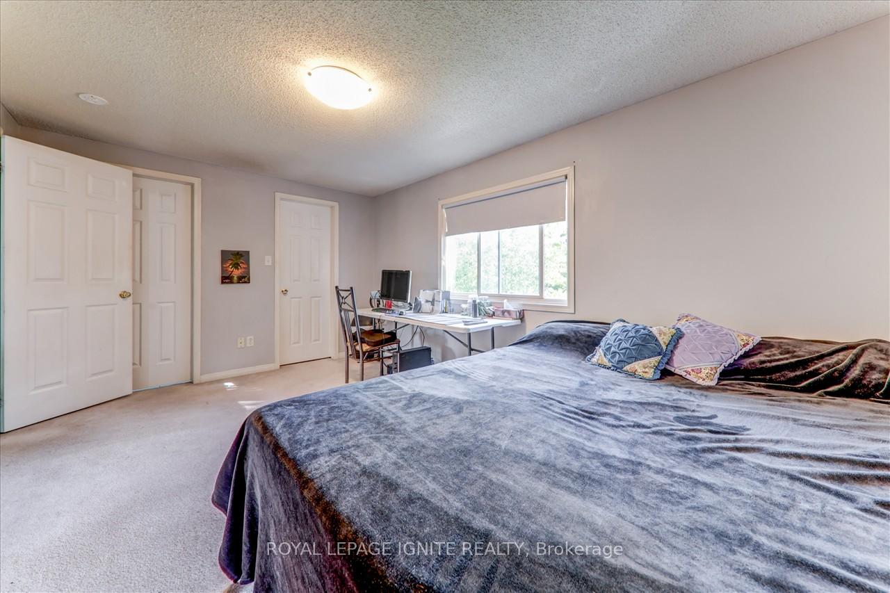 Photo 23 of 1675 Canadore Crescent, Oshawa, Samac — HOMEH