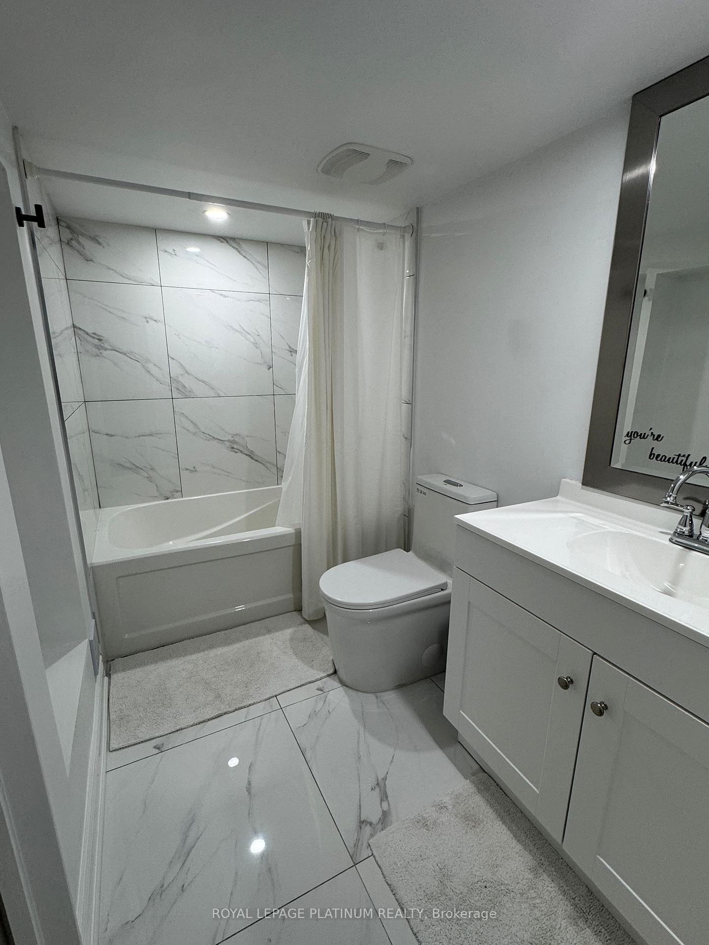 Photo 9 of 21 Freshspring Drive, Brampton, Sandringham-Wellington — HOMEH
