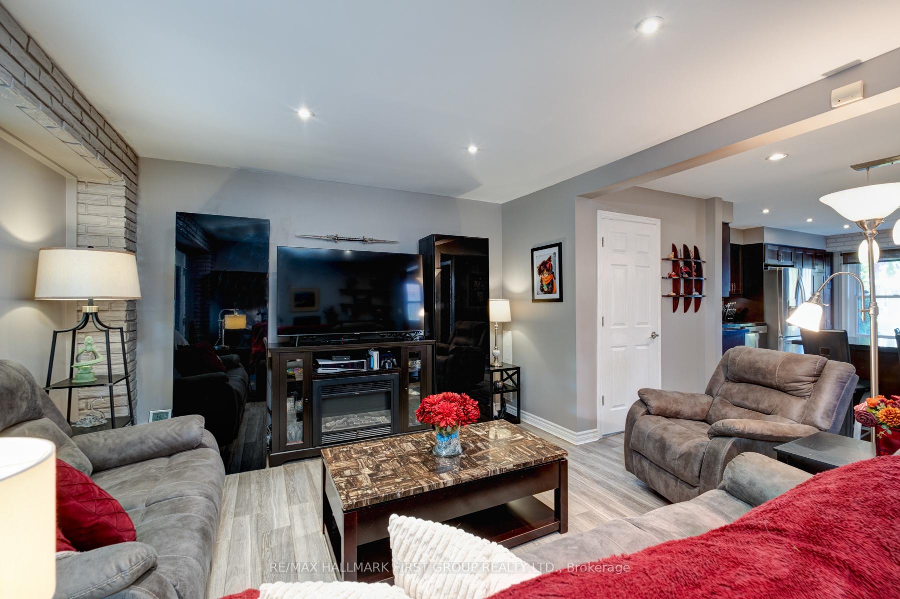 Photo 12 of 1460 Wecker Drive, Oshawa, Lakeview — HOMEH