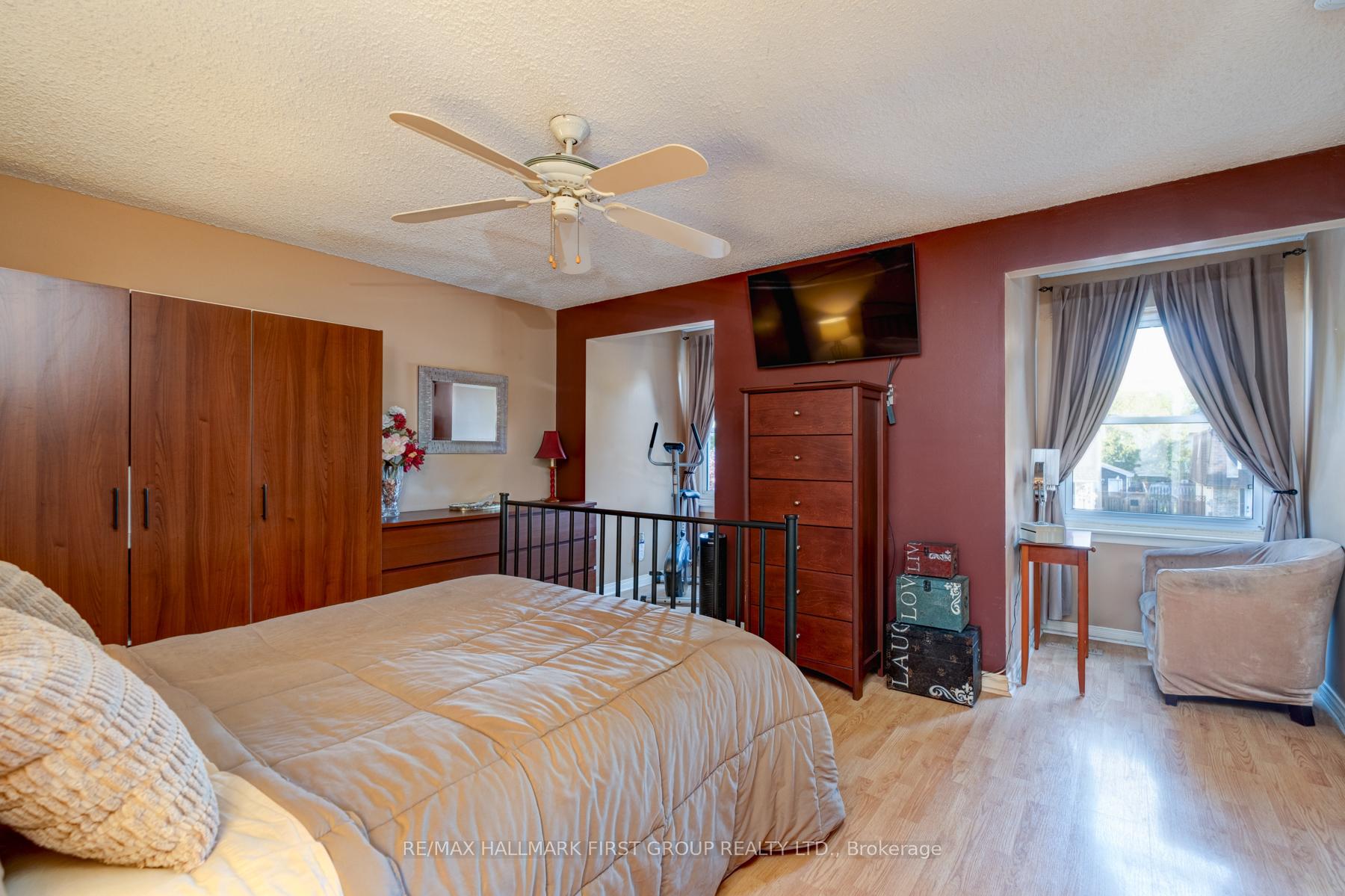 Photo 16 of 1460 Wecker Drive, Oshawa, Lakeview — HOMEH