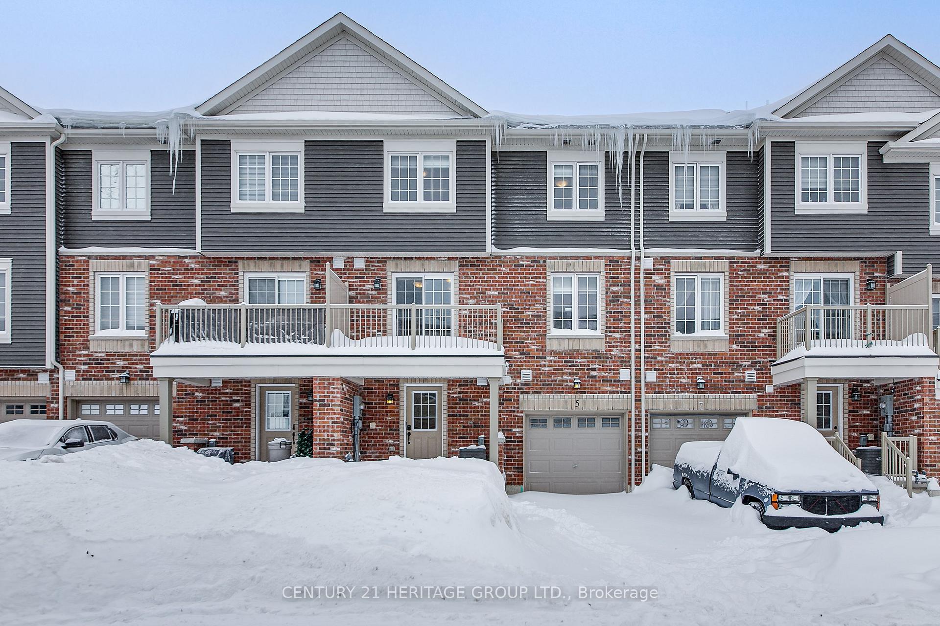 Photo 1 of 5 Silo Mews, Barrie, Innis-Shore — HOMEH