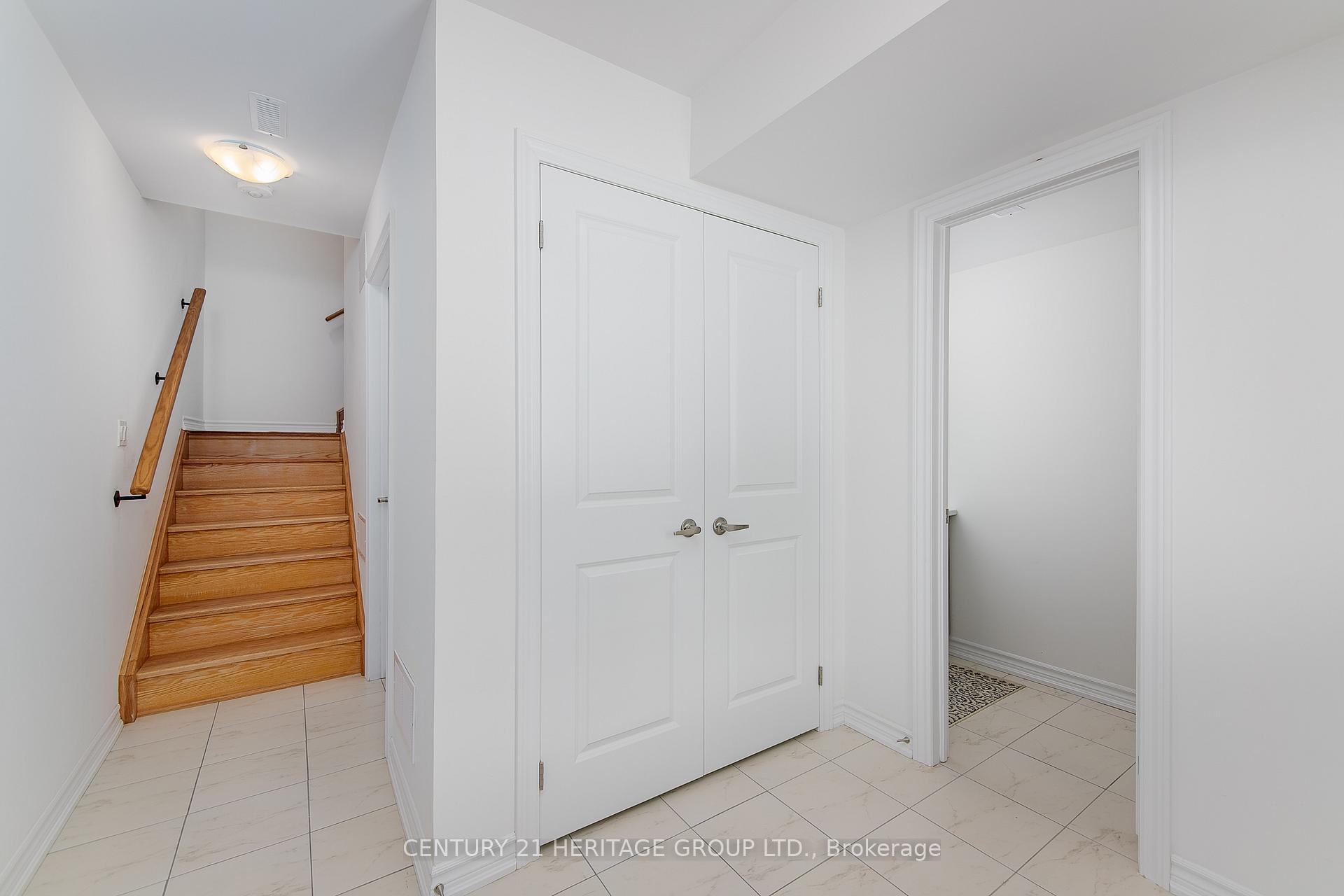 Photo 5 of 5 Silo Mews, Barrie, Innis-Shore — HOMEH