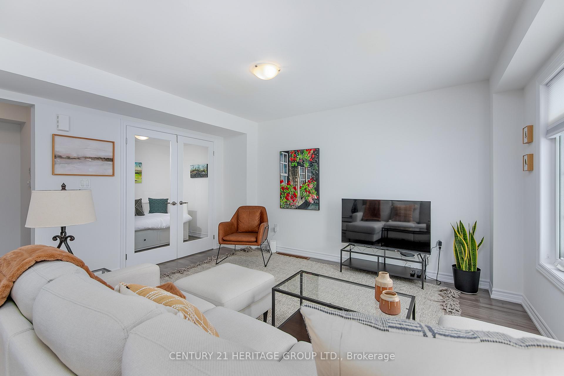 Photo 12 of 5 Silo Mews, Barrie, Innis-Shore — HOMEH