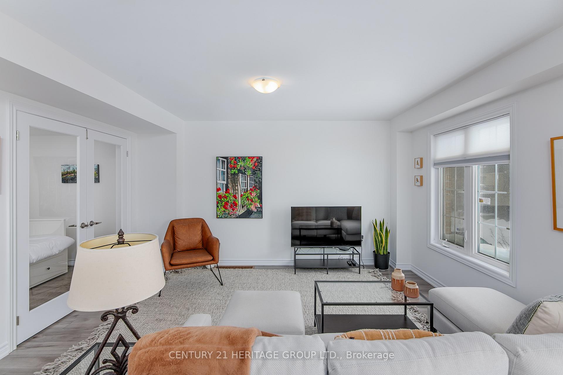 Photo 16 of 5 Silo Mews, Barrie, Innis-Shore — HOMEH