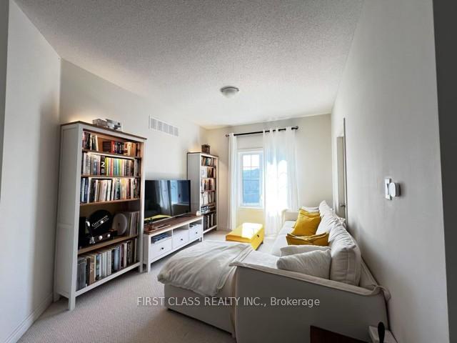 Photo 7 of 126 Chouinard Way, Aurora, Rural Aurora — HOMEH