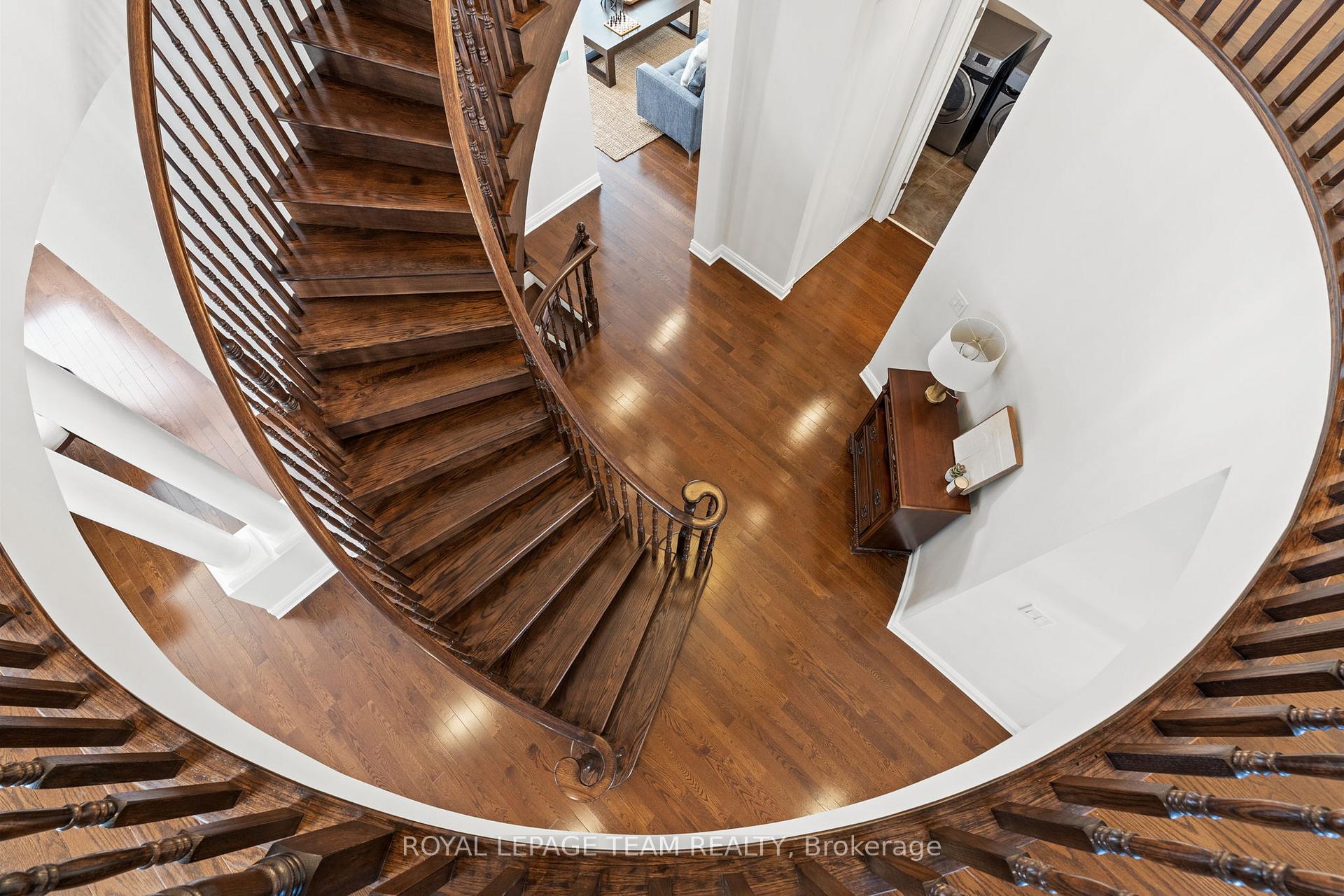 Photo 31 of 655 New Liskeard Crescent, Ottawa, Barrhaven - Strandherd — HOMEH