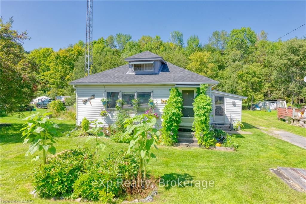 Photo 1 of 1018 Queen Street, Frontenac, Frontenac Centre — HOMEH