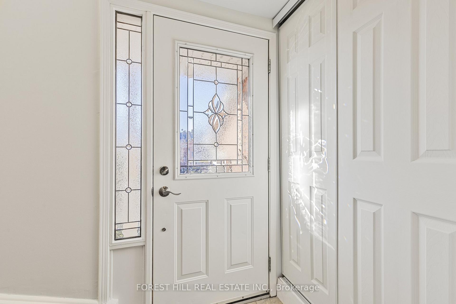 Photo 4 of 24 Gadwall Avenue, Barrie, Painswick South — HOMEH