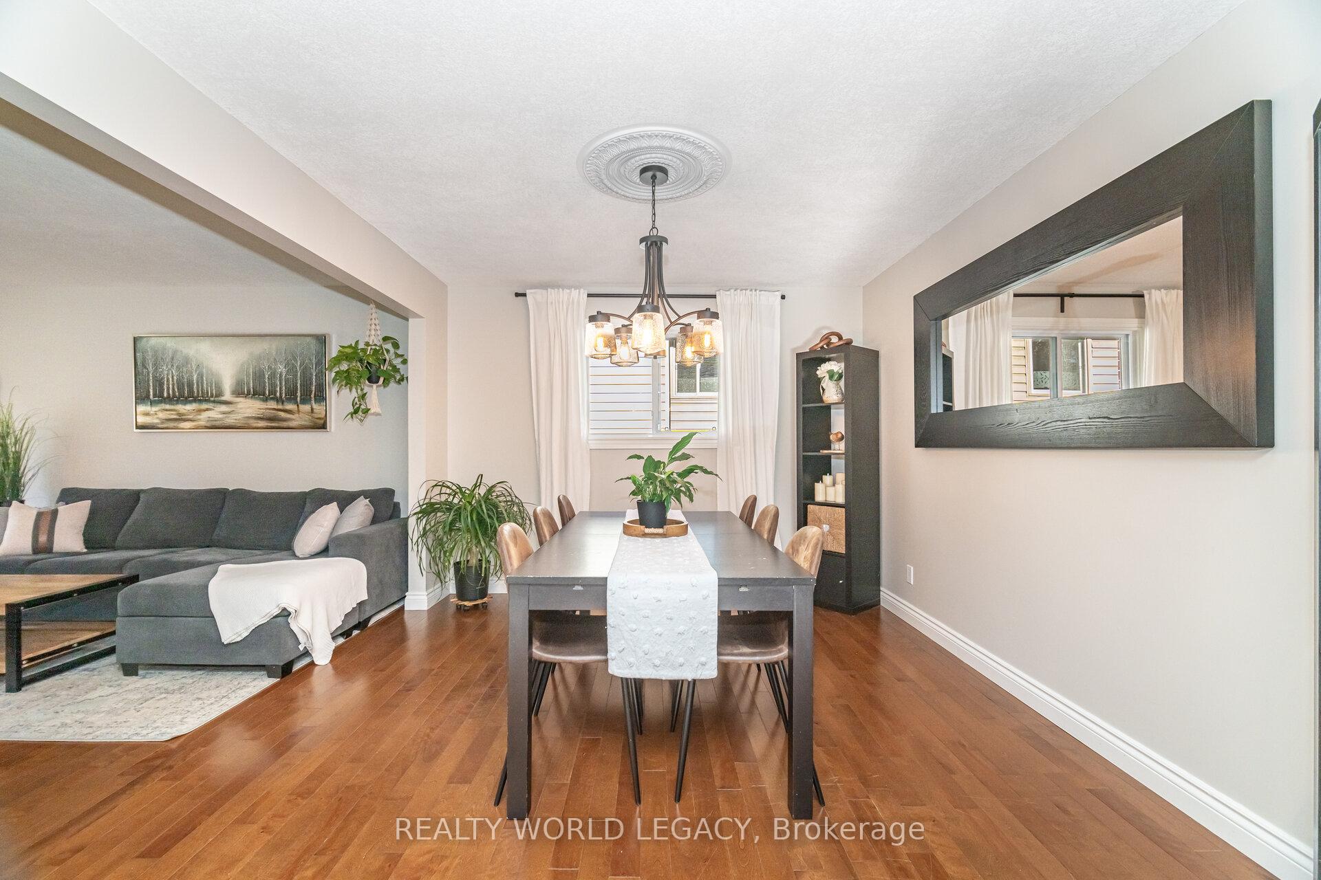 Photo 14 of 33 Morton Avenue, Hamilton, Dundas — HOMEH