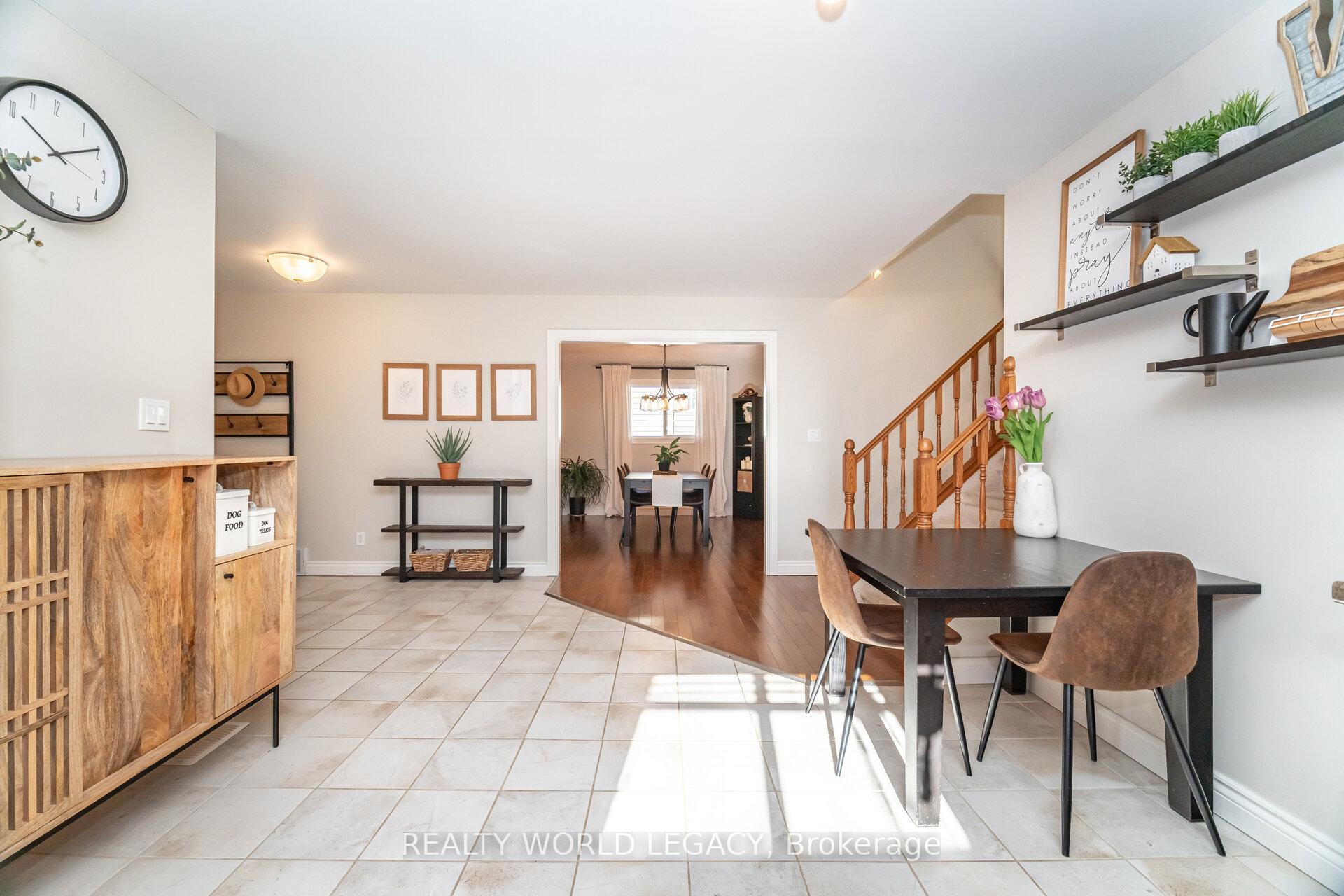 Photo 17 of 33 Morton Avenue, Hamilton, Dundas — HOMEH