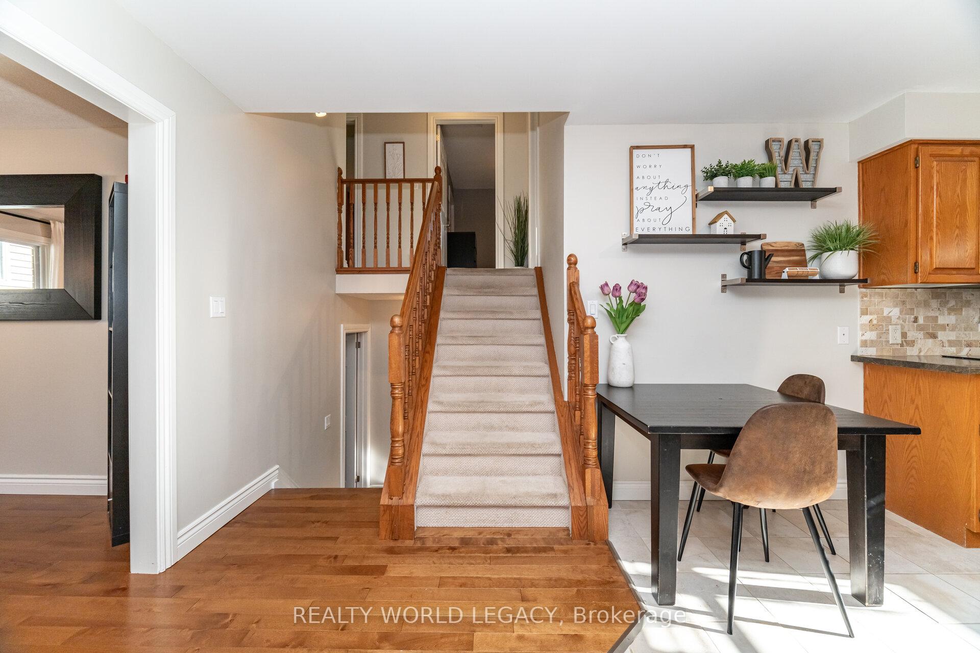 Photo 22 of 33 Morton Avenue, Hamilton, Dundas — HOMEH