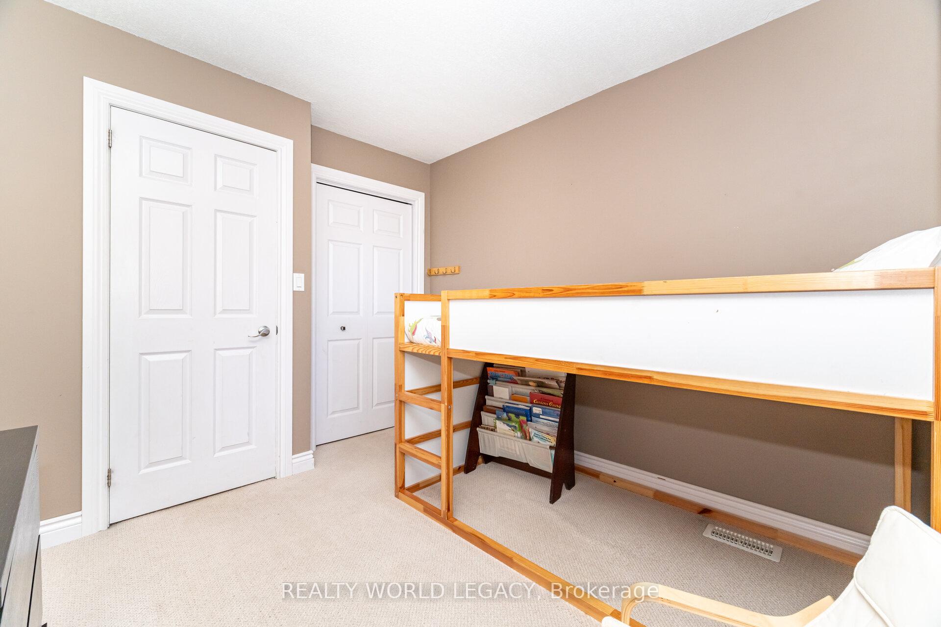 Photo 28 of 33 Morton Avenue, Hamilton, Dundas — HOMEH