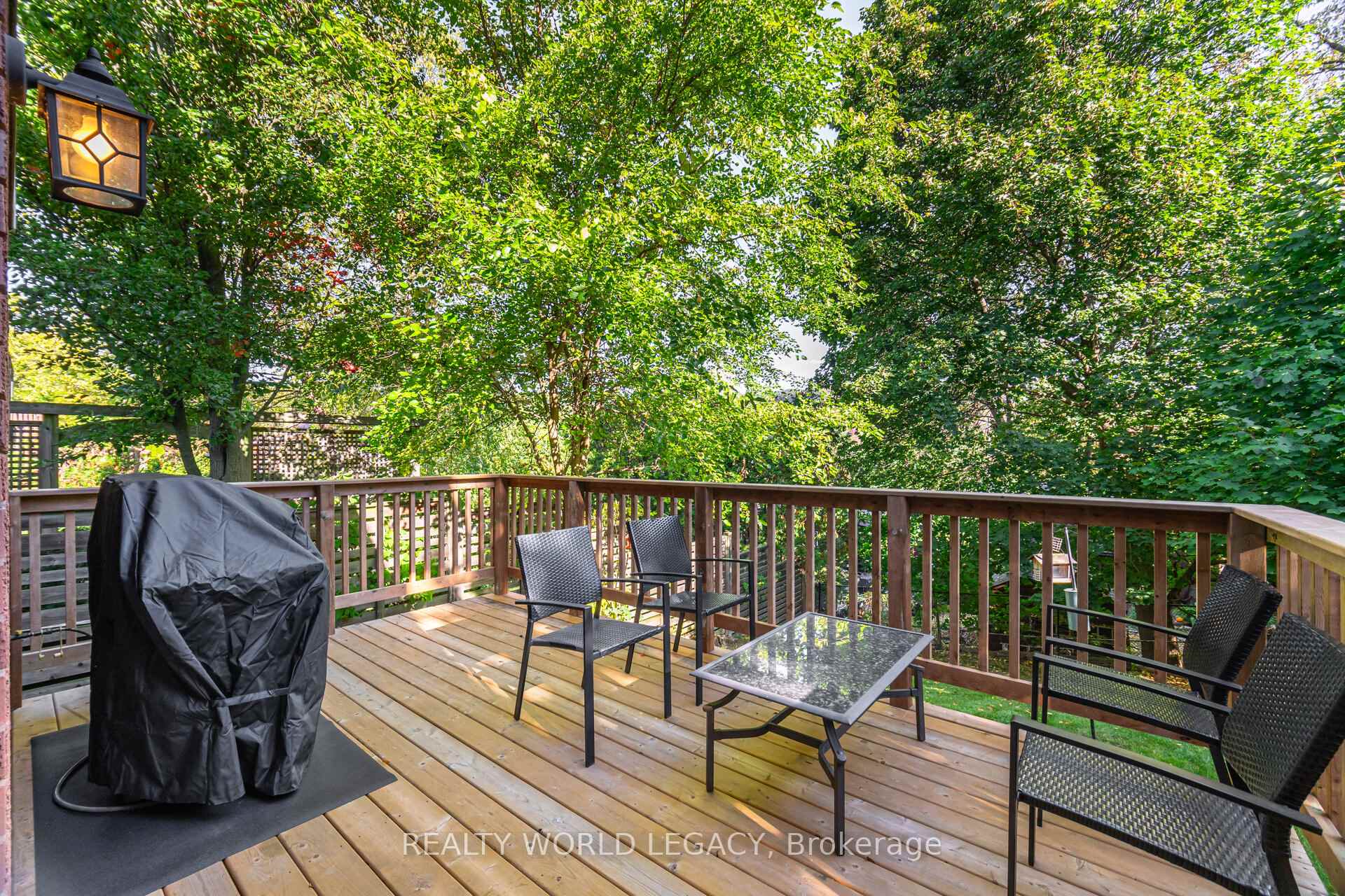 Photo 39 of 33 Morton Avenue, Hamilton, Dundas — HOMEH