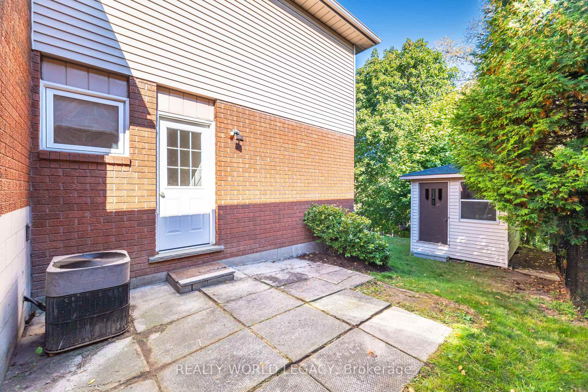 Photo 43 of 33 Morton Avenue, Hamilton, Dundas — HOMEH