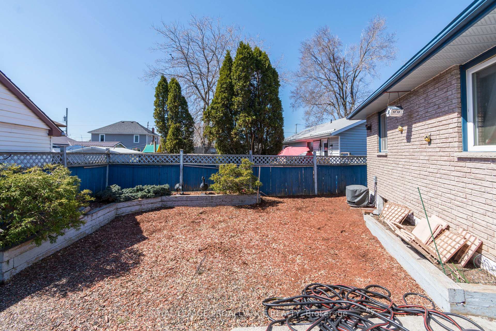 Photo 20 of 11 McFarland Drive, Belleville, Belleville Ward — HOMEH