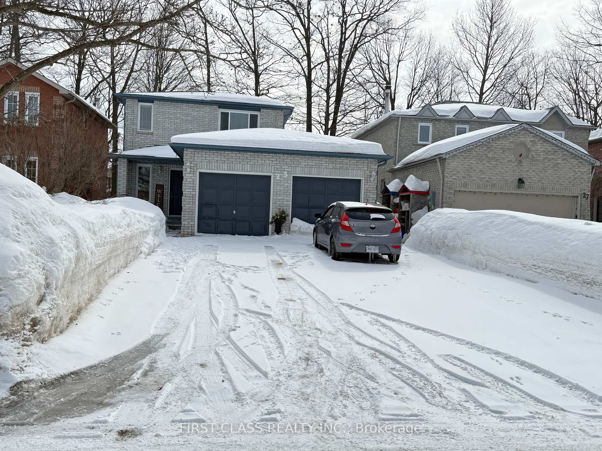 Photo 1 of 25 Mcveigh Drive, Barrie, Northwest — HOMEH