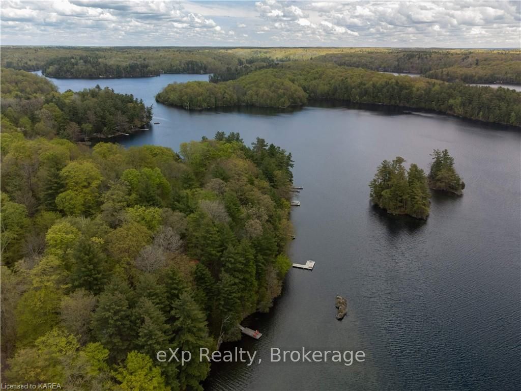 Photo 3 of 26 Woodside Lane, Frontenac, Frontenac South — HOMEH