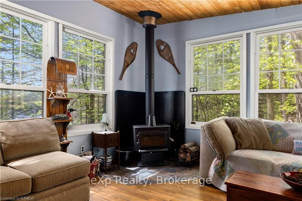 Photo 5 of 26 Woodside Lane, Frontenac, Frontenac South — HOMEH