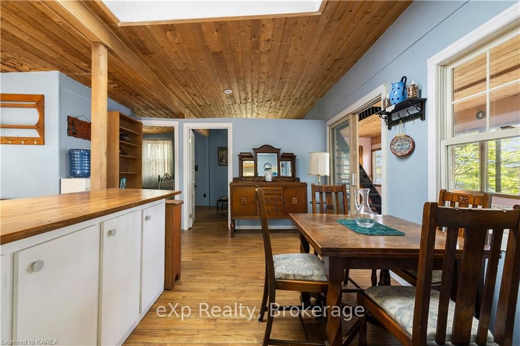 Photo 8 of 26 Woodside Lane, Frontenac, Frontenac South — HOMEH
