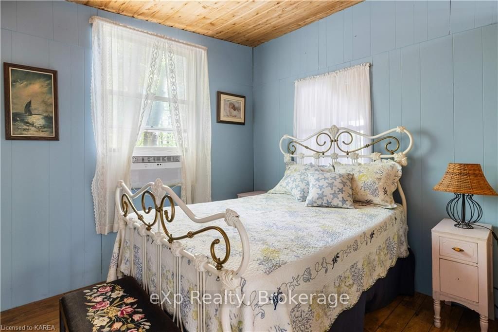 Photo 14 of 26 Woodside Lane, Frontenac, Frontenac South — HOMEH
