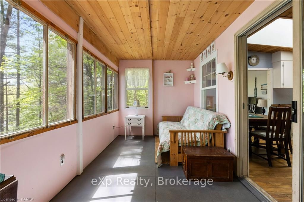Photo 16 of 26 Woodside Lane, Frontenac, Frontenac South — HOMEH