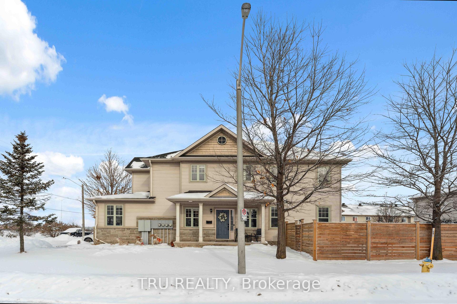 Photo 3 of 148 Prem Circle, Ottawa, Barrhaven - Cedargrove/Fraserdale — HOMEH
