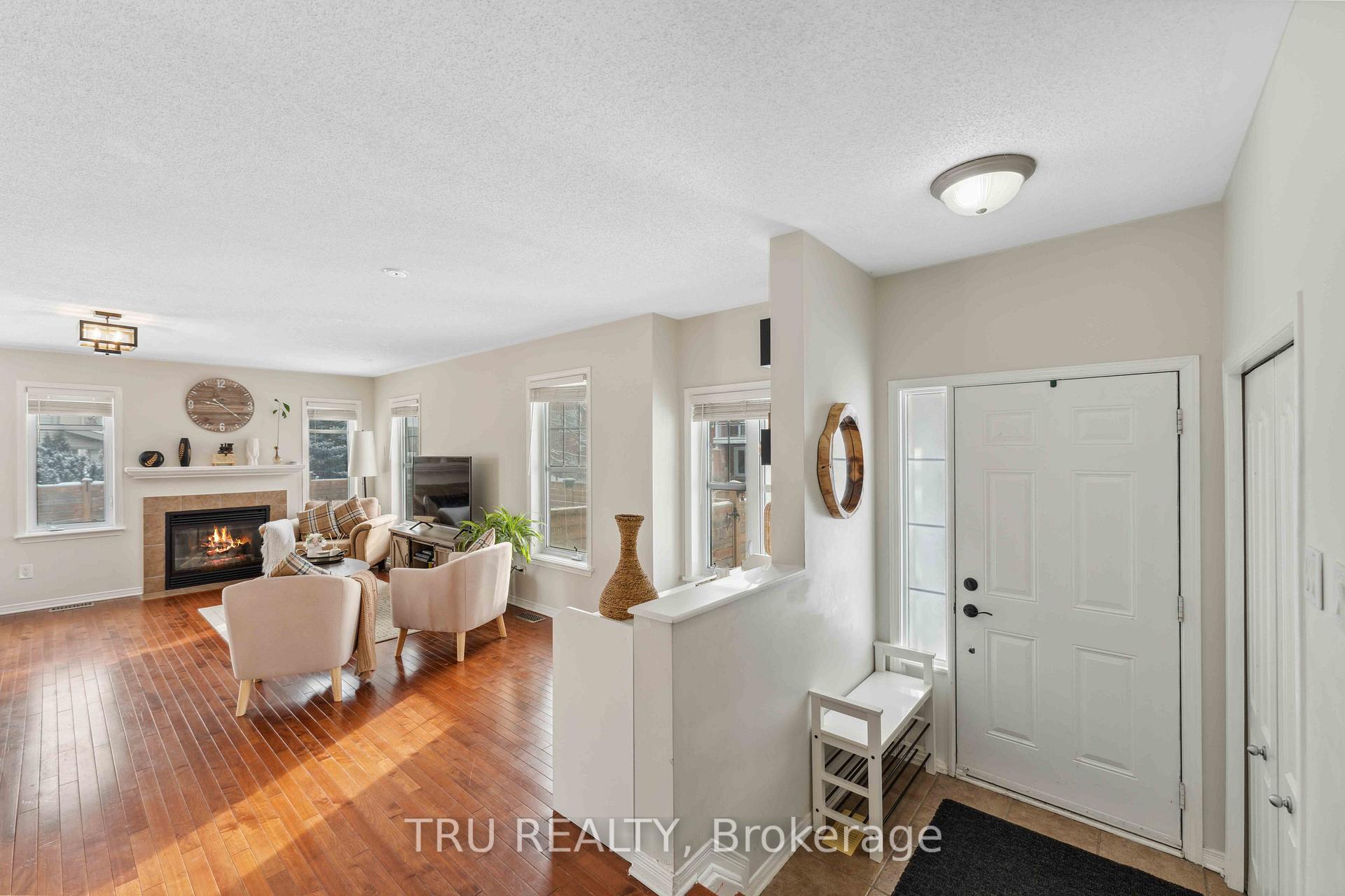 Photo 9 of 148 Prem Circle, Ottawa, Barrhaven - Cedargrove/Fraserdale — HOMEH