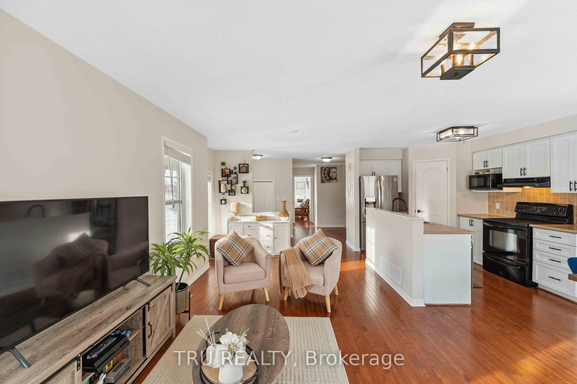 Photo 19 of 148 Prem Circle, Ottawa, Barrhaven - Cedargrove/Fraserdale — HOMEH