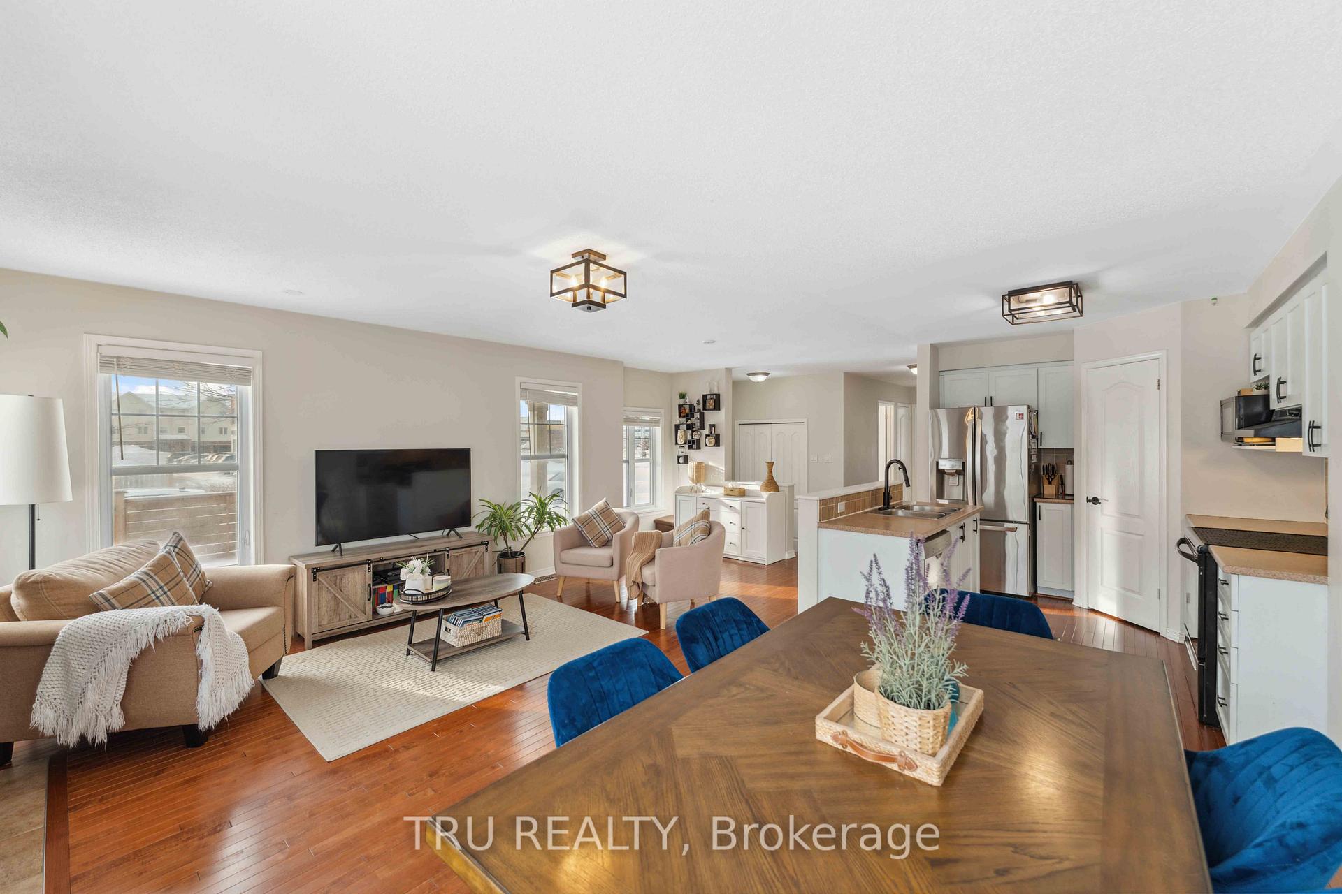 Photo 20 of 148 Prem Circle, Ottawa, Barrhaven - Cedargrove/Fraserdale — HOMEH