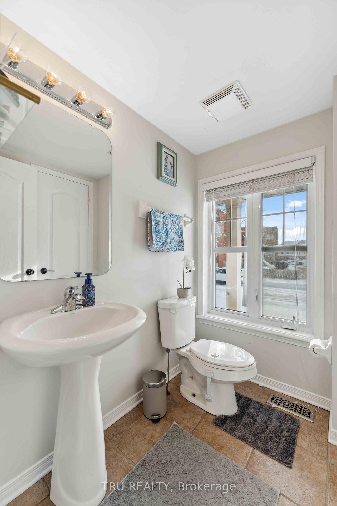 Photo 21 of 148 Prem Circle, Ottawa, Barrhaven - Cedargrove/Fraserdale — HOMEH