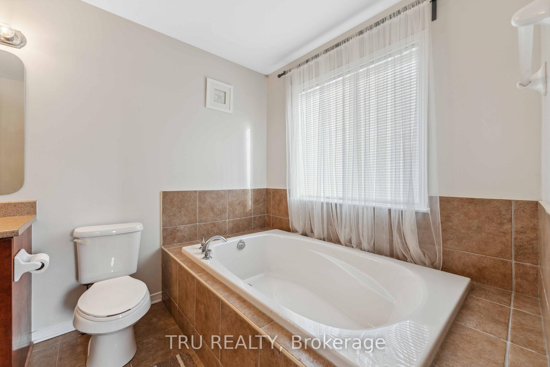 Photo 28 of 148 Prem Circle, Ottawa, Barrhaven - Cedargrove/Fraserdale — HOMEH