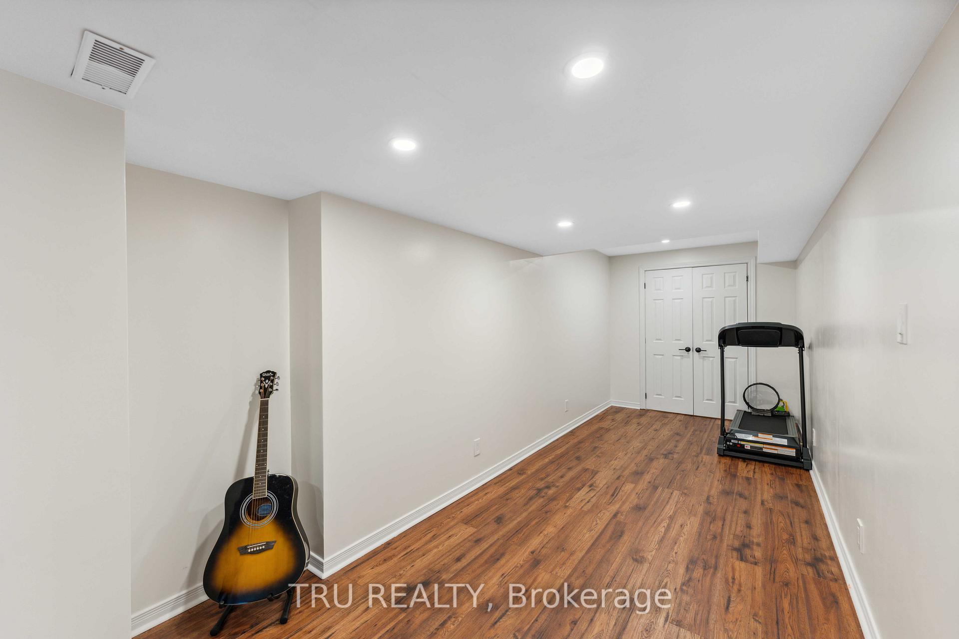 Photo 40 of 148 Prem Circle, Ottawa, Barrhaven - Cedargrove/Fraserdale — HOMEH