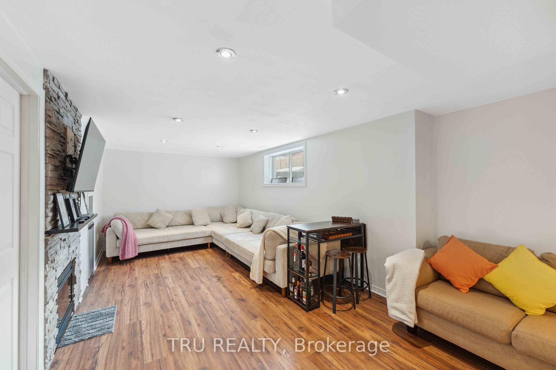 Photo 43 of 148 Prem Circle, Ottawa, Barrhaven - Cedargrove/Fraserdale — HOMEH