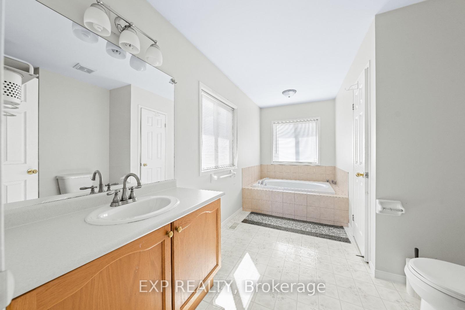 Photo 22 of 181 Country Lane, Barrie, Painswick South — HOMEH