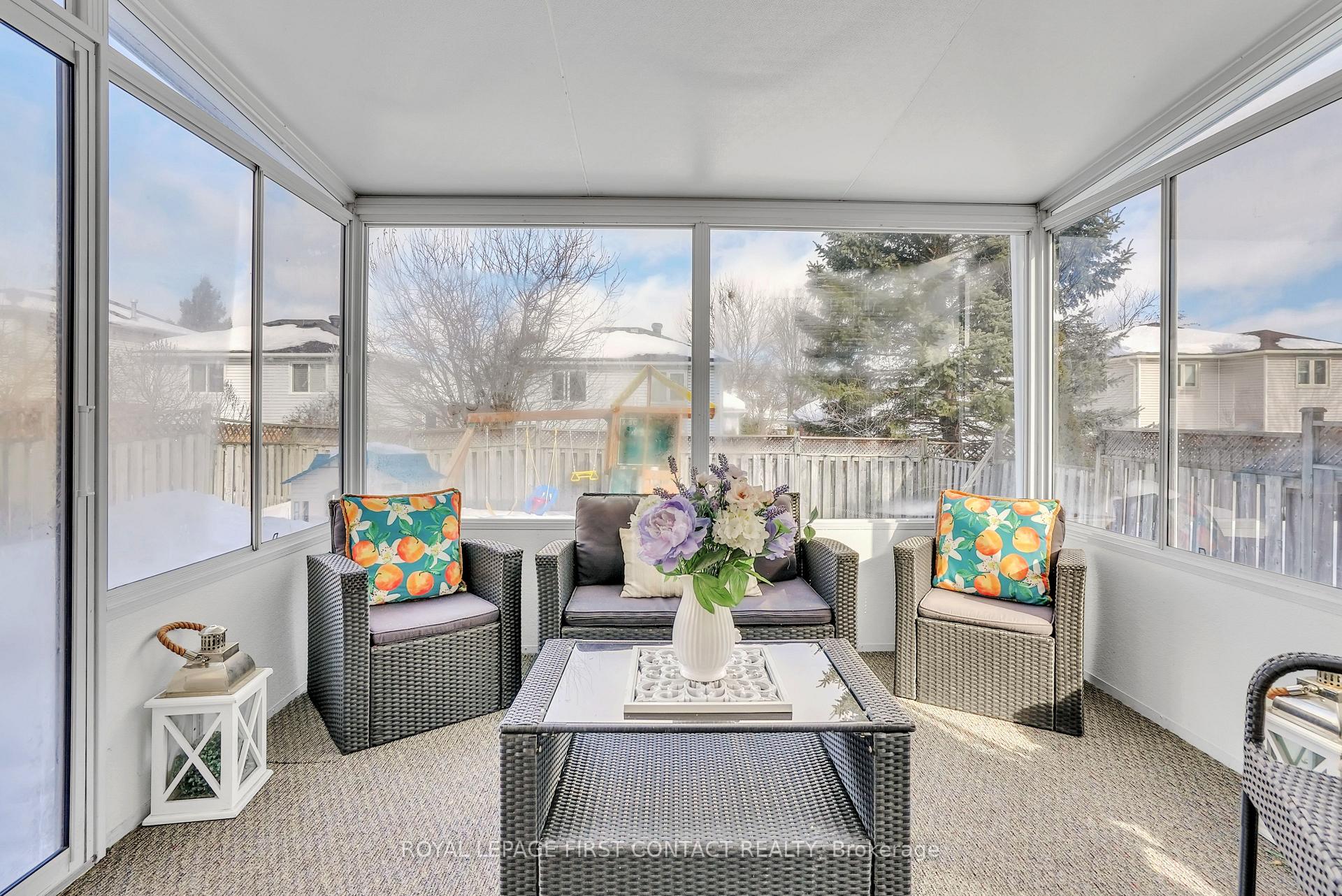 Photo 12 of 24 Ward Drive, Barrie, Painswick North — HOMEH