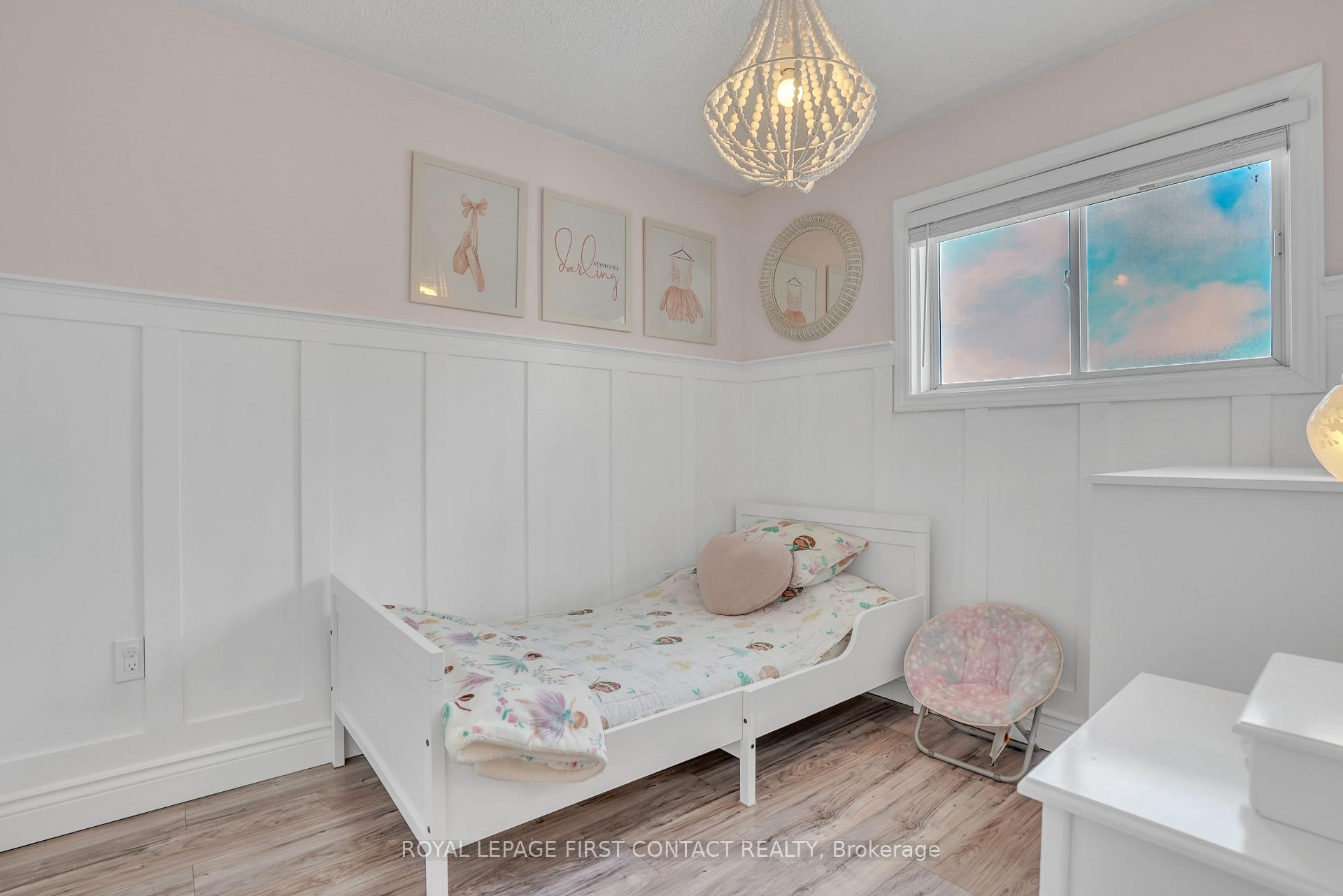 Photo 17 of 24 Ward Drive, Barrie, Painswick North — HOMEH