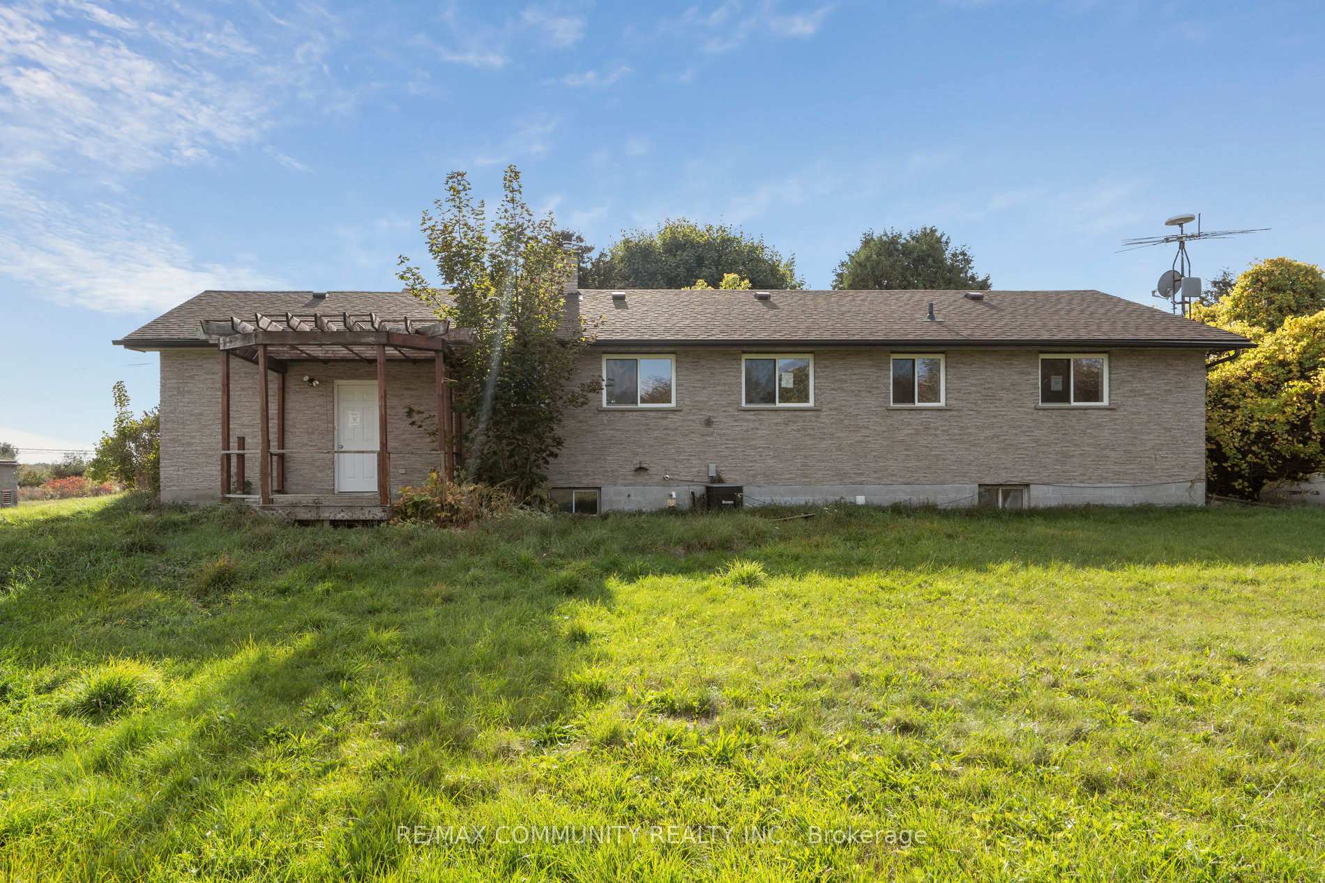 Photo 1 of 1718 Hwy 6, Hamilton, Rural Flamborough — HOMEH