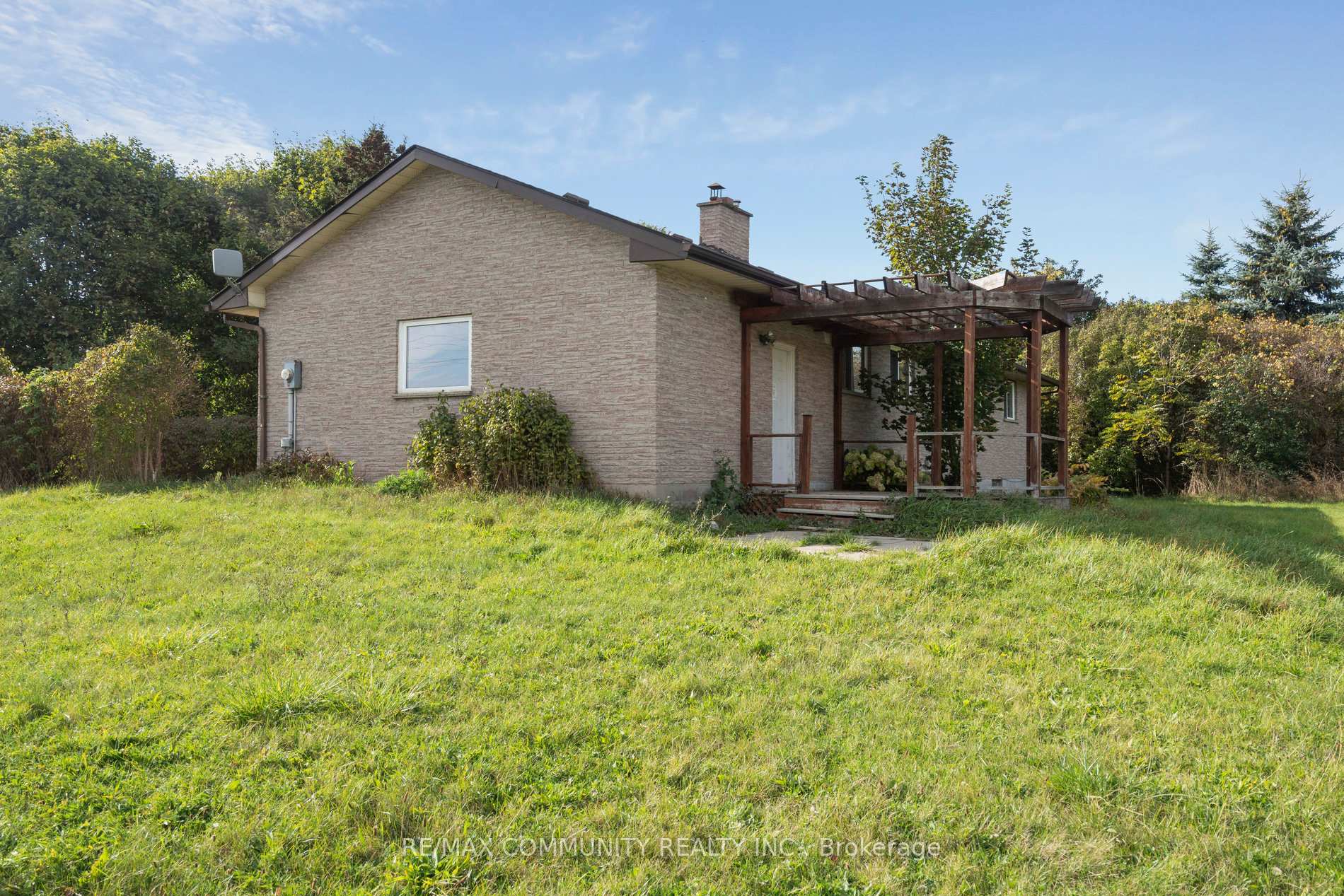 Photo 3 of 1718 Hwy 6, Hamilton, Rural Flamborough — HOMEH
