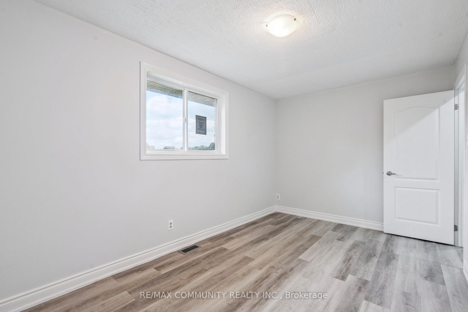 Photo 15 of 1718 Hwy 6, Hamilton, Rural Flamborough — HOMEH