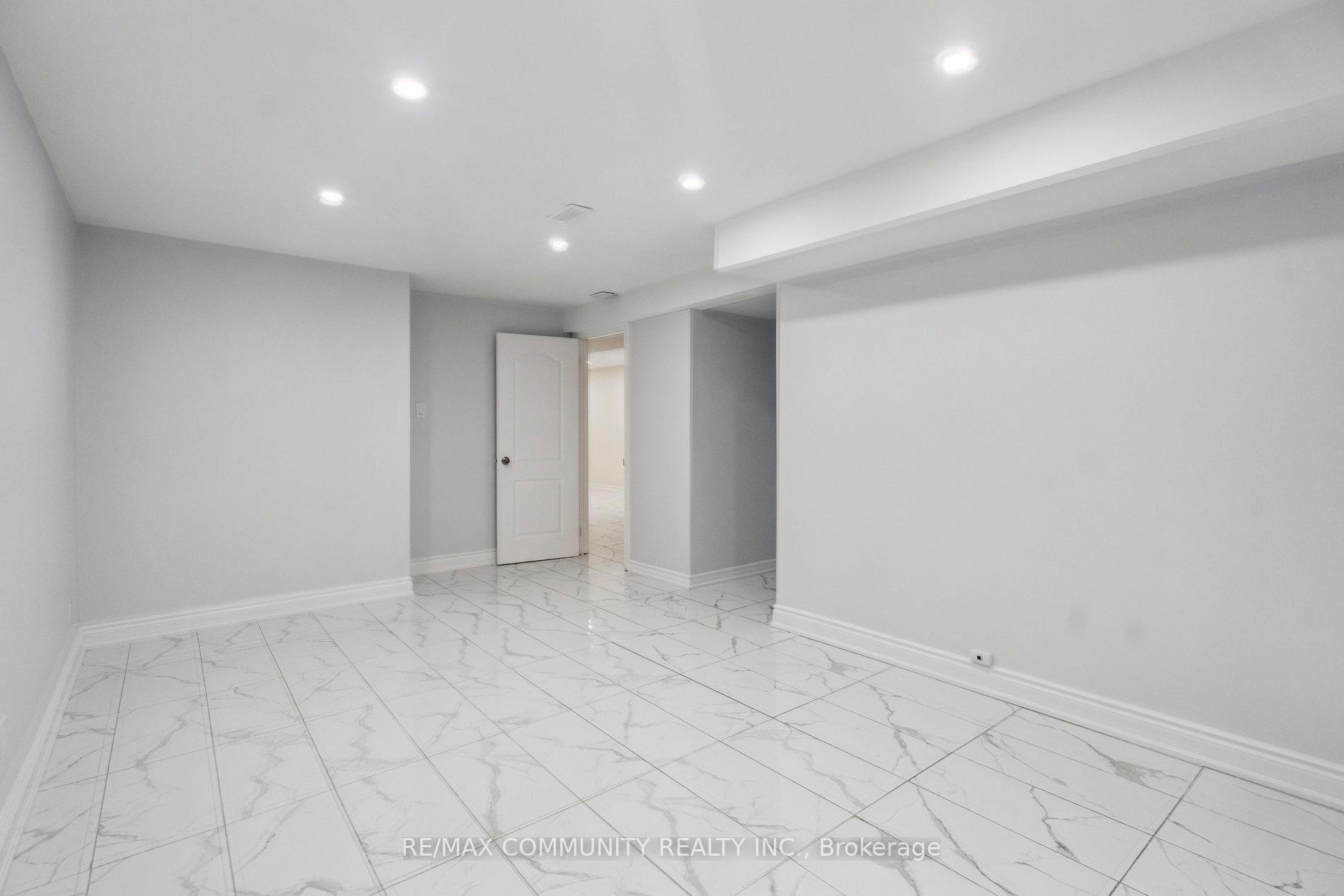 Photo 30 of 1718 Hwy 6, Hamilton, Rural Flamborough — HOMEH