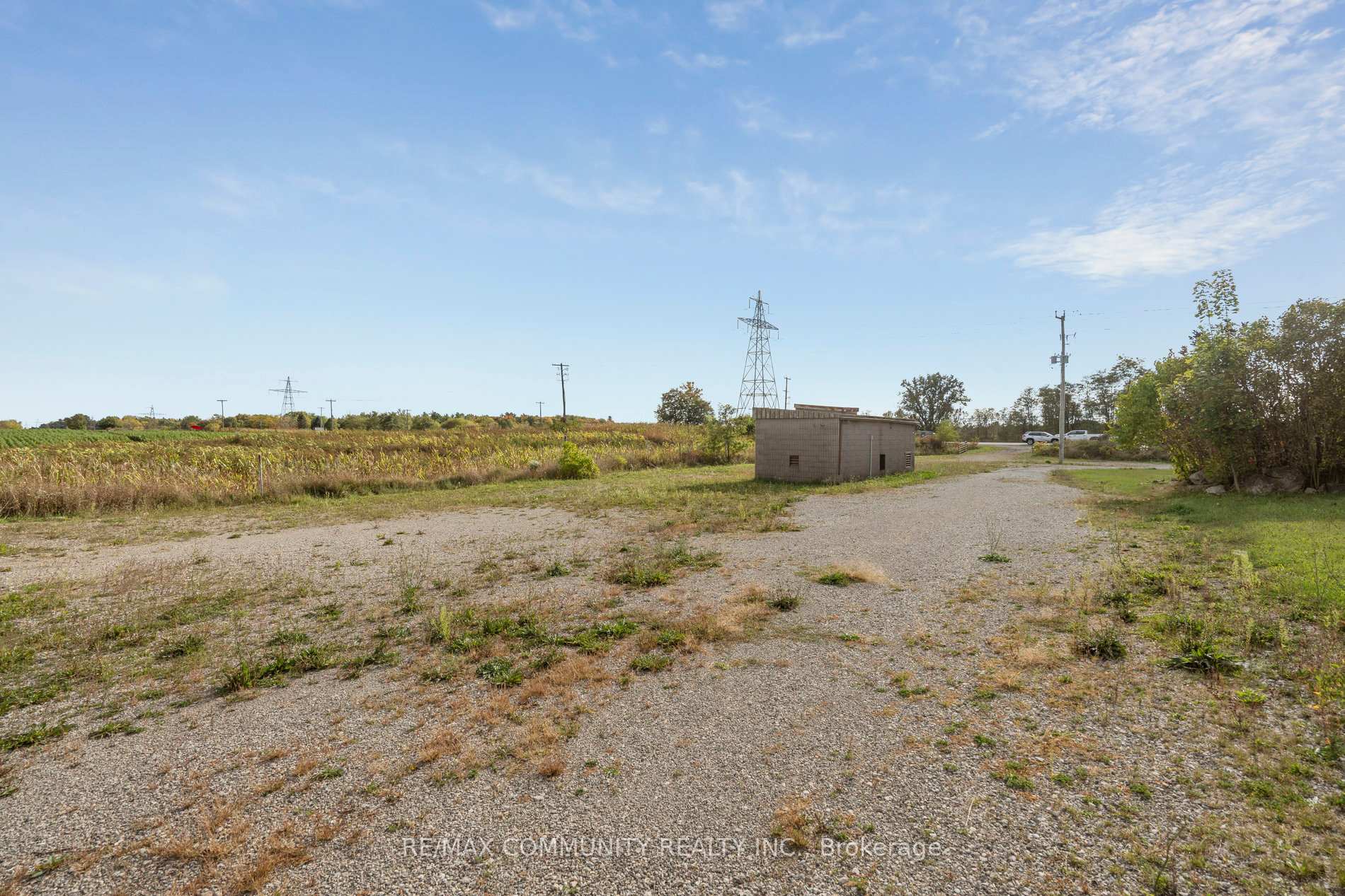 Photo 36 of 1718 Hwy 6, Hamilton, Rural Flamborough — HOMEH