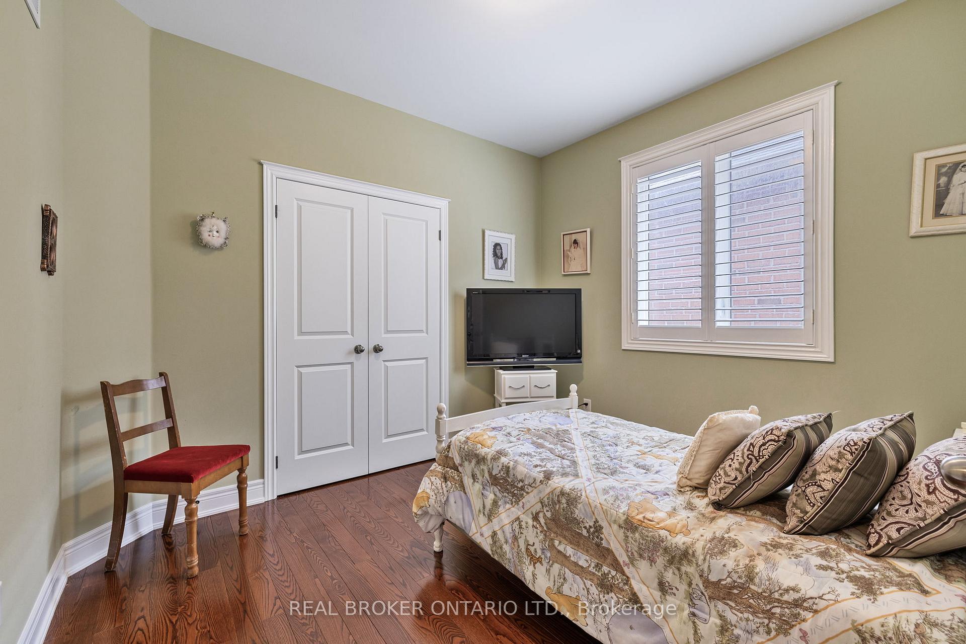 Photo 17 of 28 Hampton Springs Drive, Brampton, Bram East — HOMEH