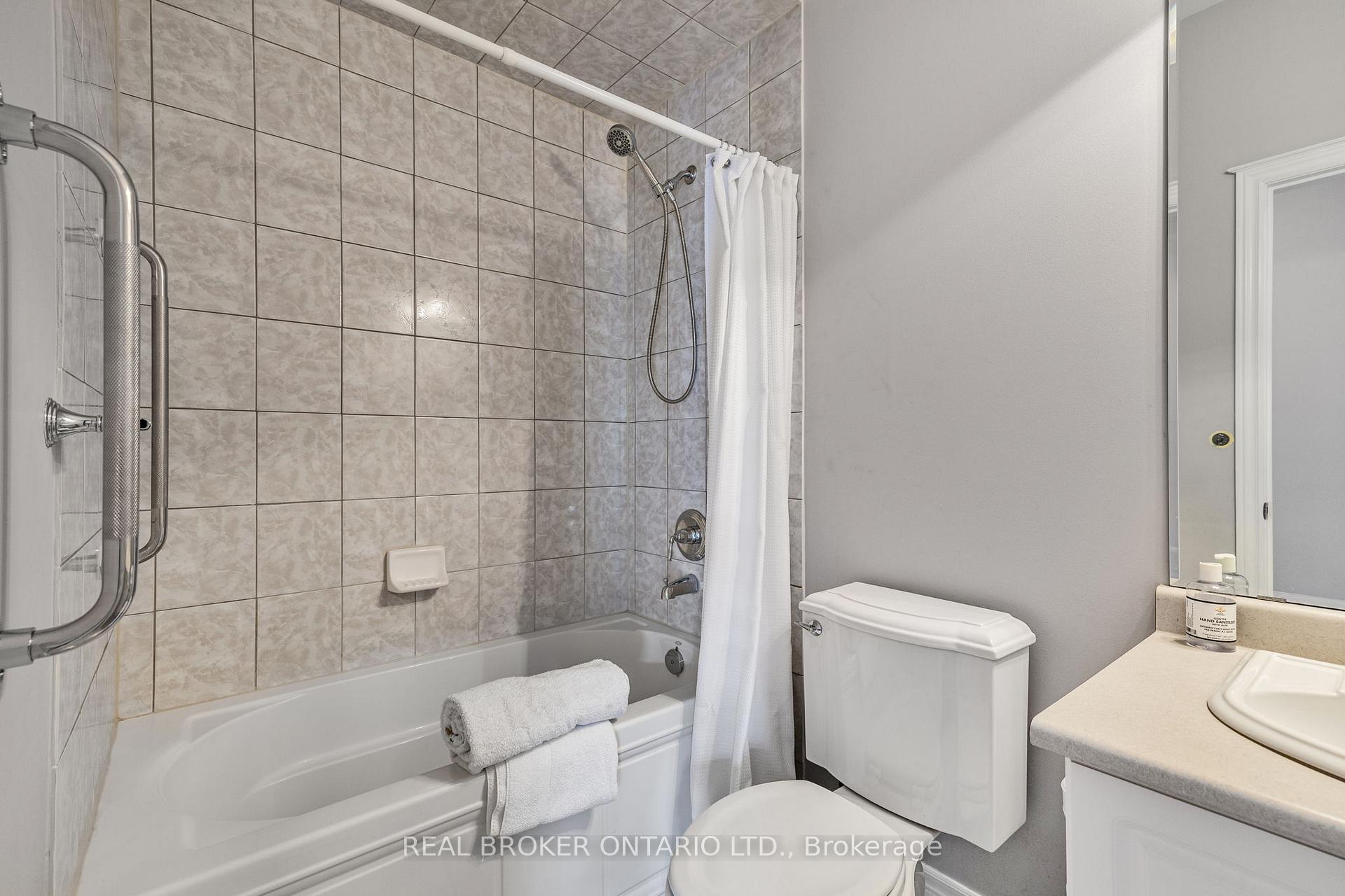 Photo 37 of 28 Hampton Springs Drive, Brampton, Bram East — HOMEH