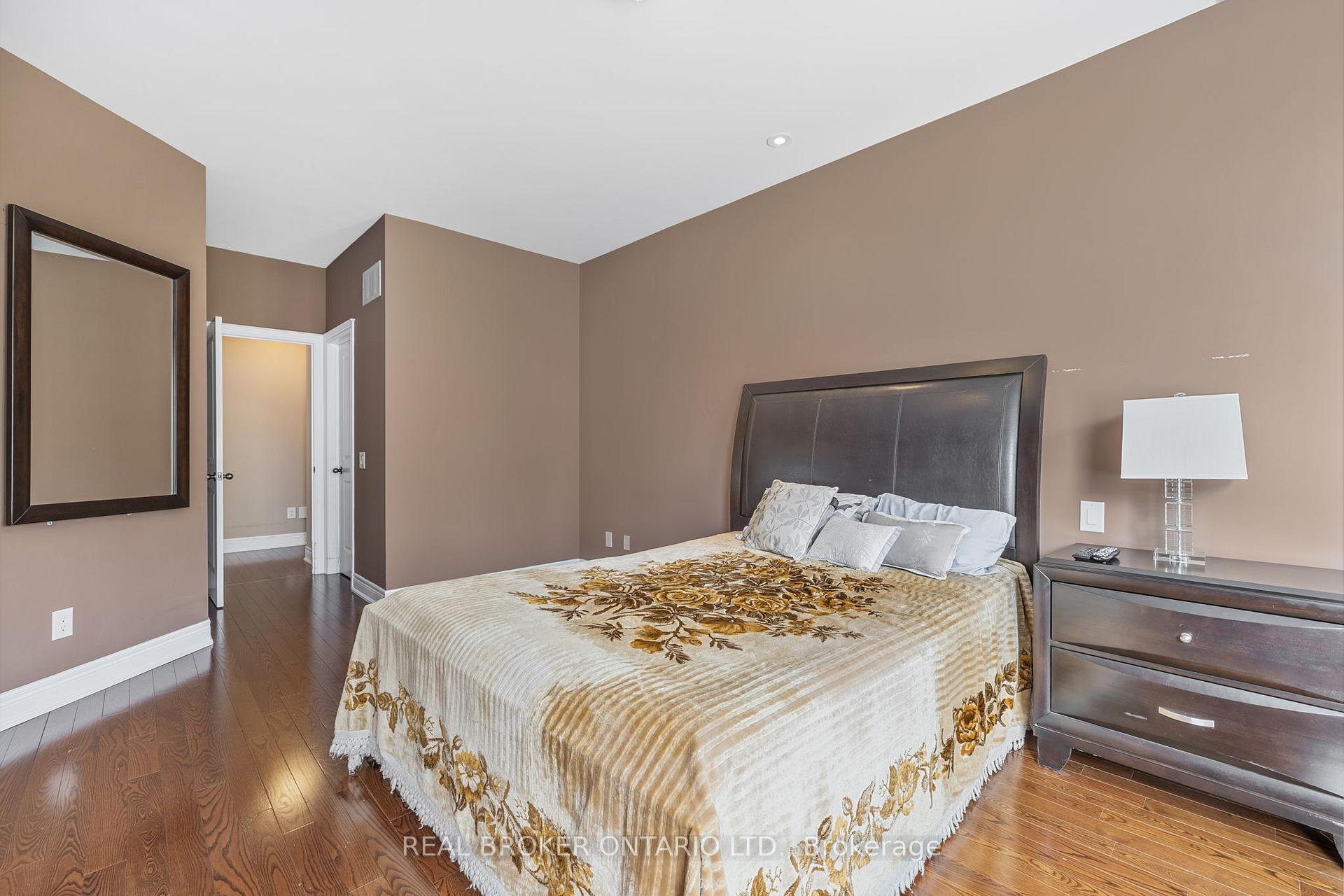 Photo 22 of 28 Hampton Springs Drive, Brampton, Bram East — HOMEH
