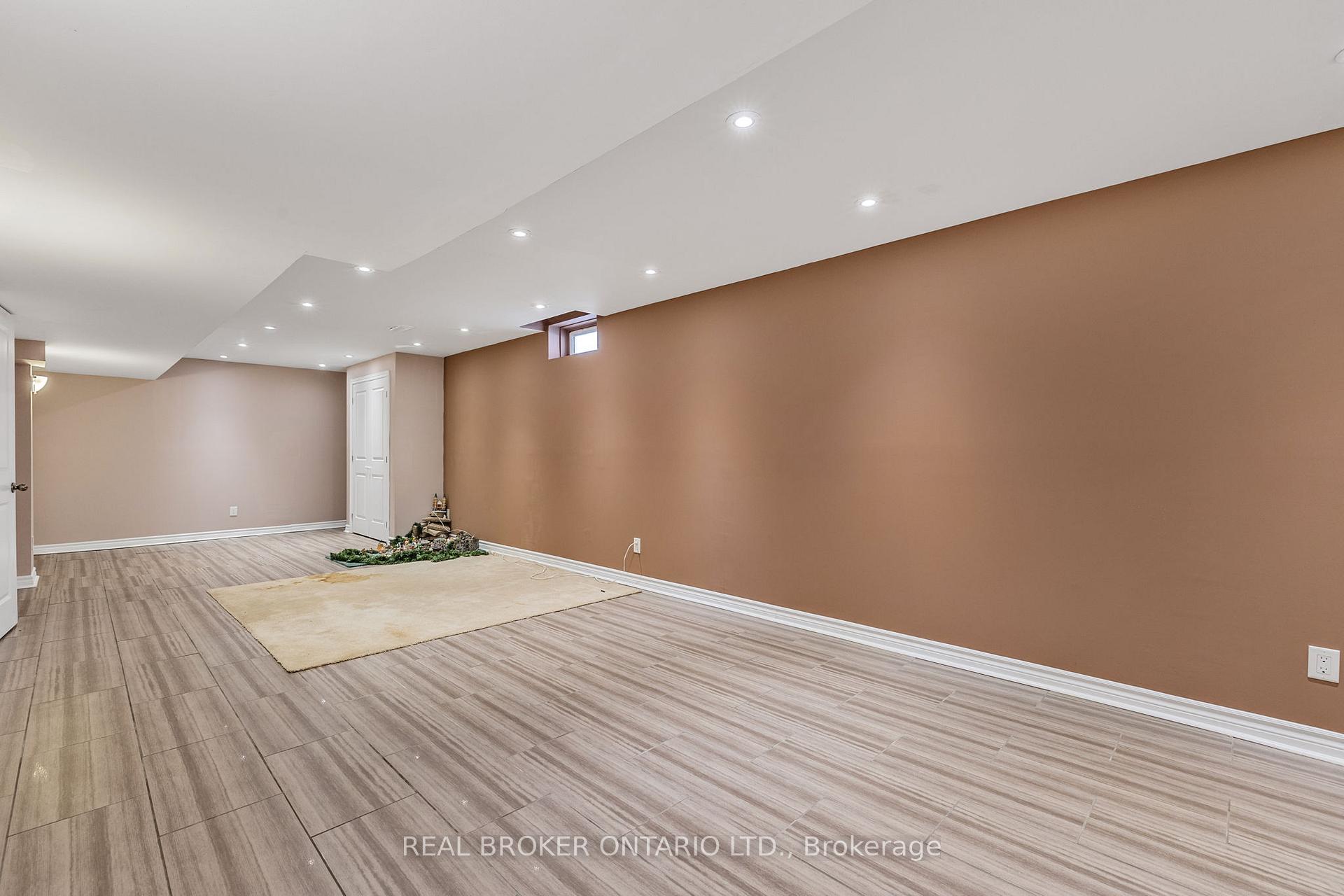 Photo 44 of 28 Hampton Springs Drive, Brampton, Bram East — HOMEH